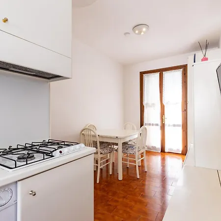 Apartament Pool Near Piazza Mazzini And *